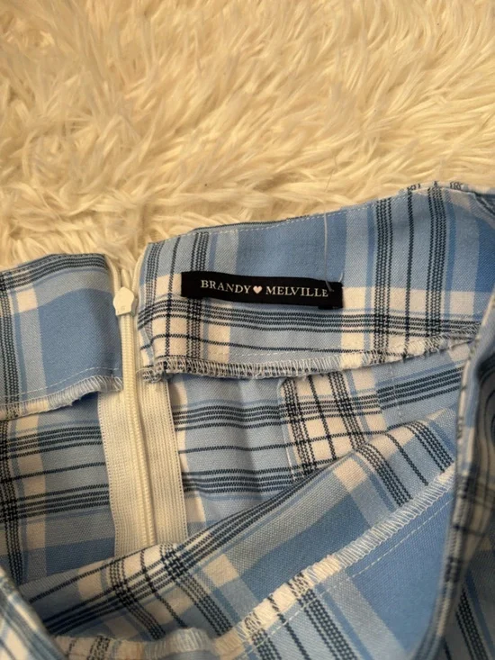 Brandy Melville Blue and White Plaid Mini Skirt - Picture 2 of 2
